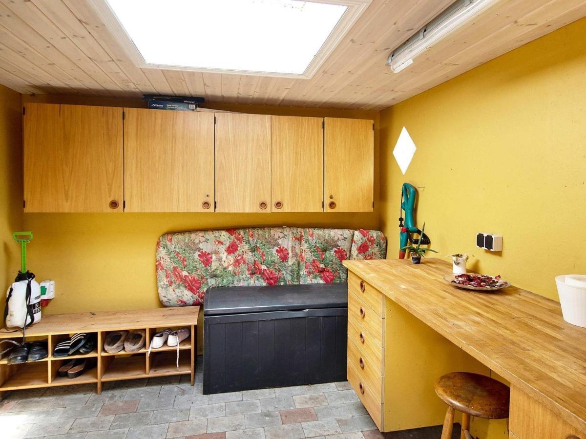 8 Person Holiday Home In Hadsund Экстерьер фото